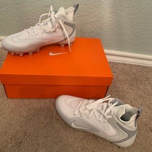 Alpha Huarache 8 Elite Lacrosse Cleats !!